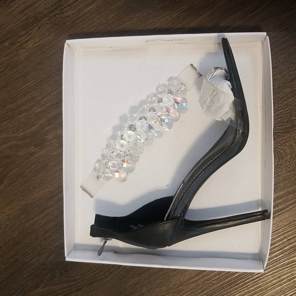 Elegant Black and Clear Women's Heels *Damaged* - Picture 2 of 5